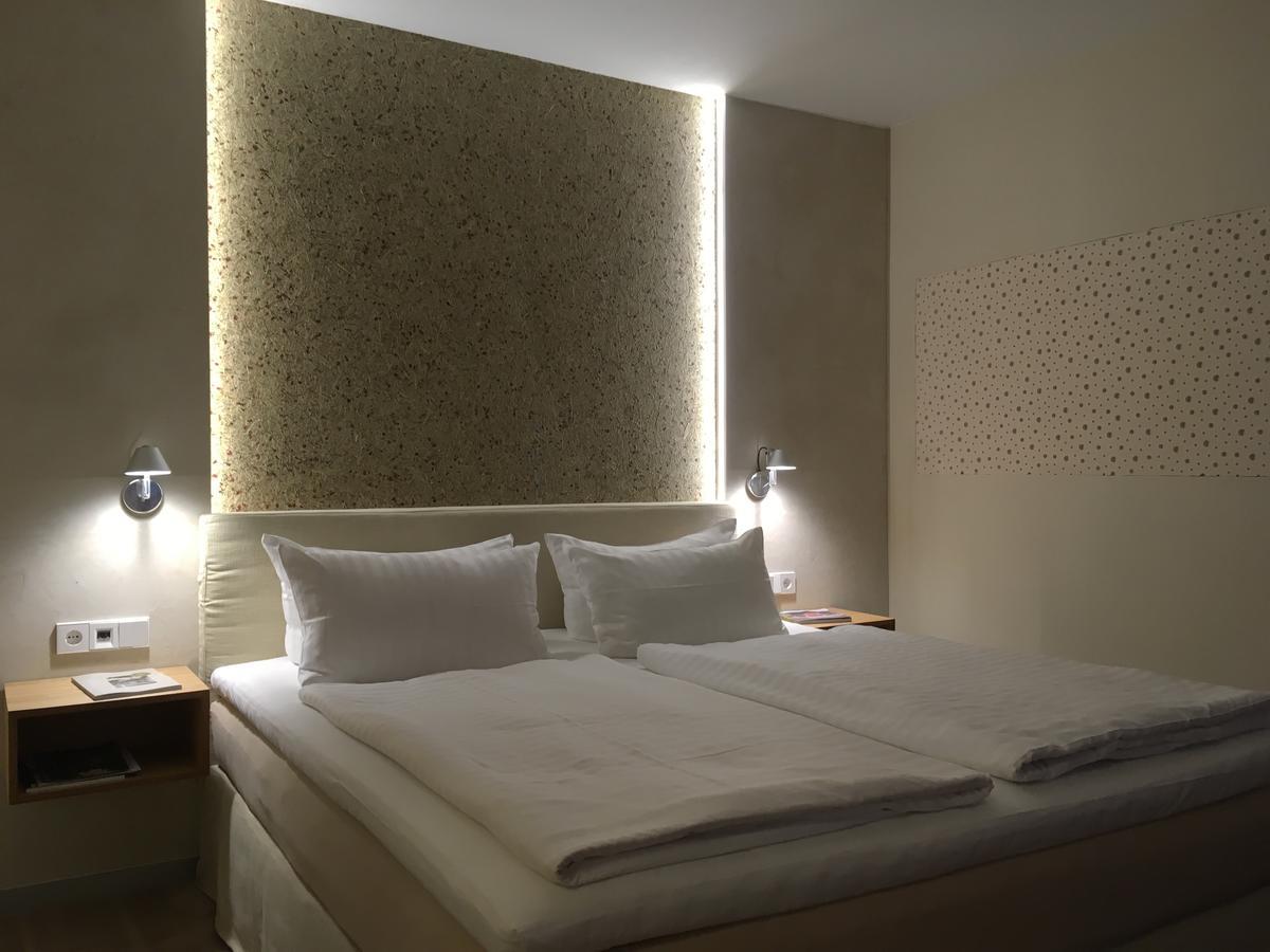 Landhotel Broda Neubrandenbourg Extérieur photo