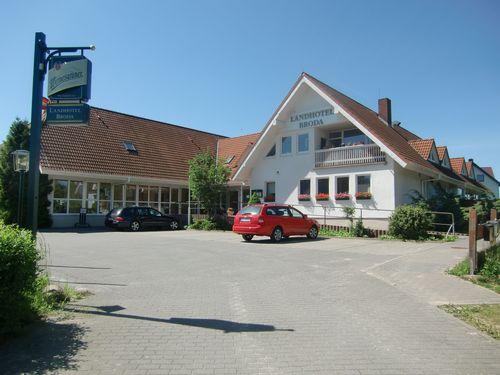 Landhotel Broda Neubrandenbourg Extérieur photo